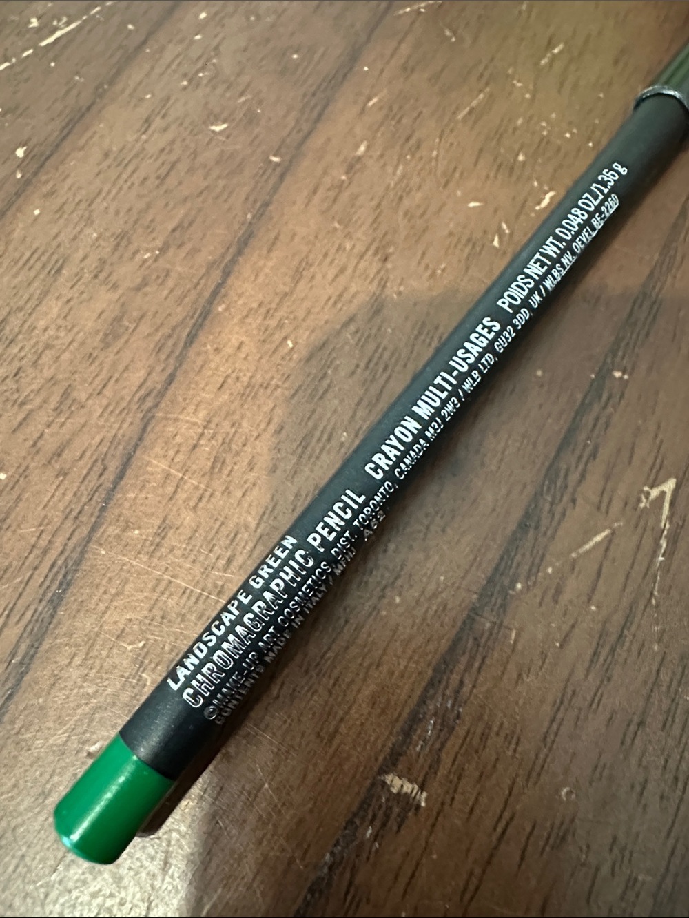 MAC chromatographic pencil color LANDSCAPE GREEN- brand new